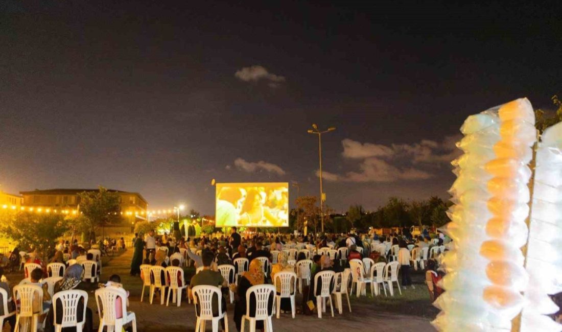 Kartepe’de çocuklar ve aileleri, “Kardeş Takımı 2” filmi ile yaz