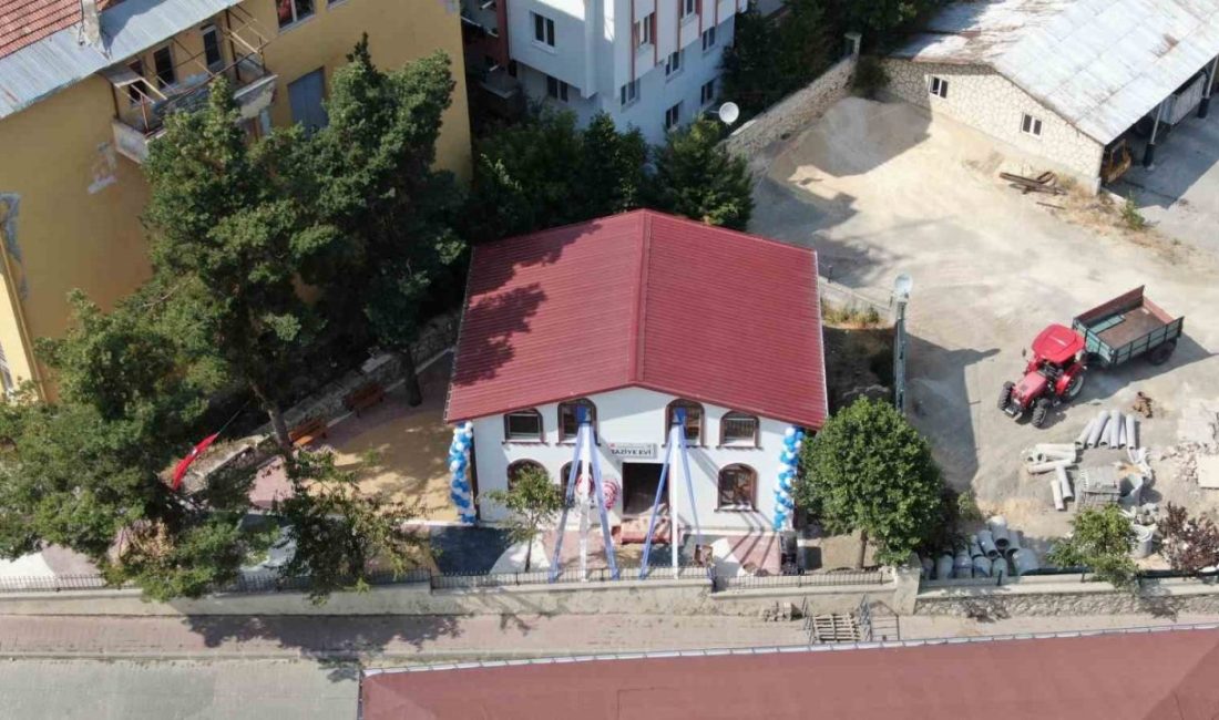 Devrekani Belediyesi bir projenin daha açılışını yaptı Devrekani Belediyesi tarafından ilçeye kazandırılan taziye evi, düzenlenen törenle hizmete