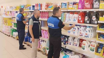 Kocaeli’nin Dilovası ilçesinde zabıta ekiplerince 120 iş yerinde yapılan denetimlerde,