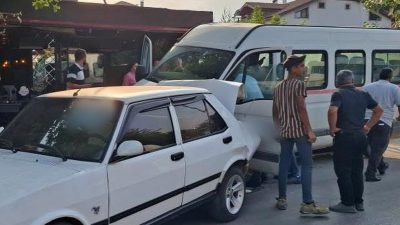 Sakarya’nın Hendek ilçesinde seyir halindeyken direksiyon başında fenalaşan yaşlı adam