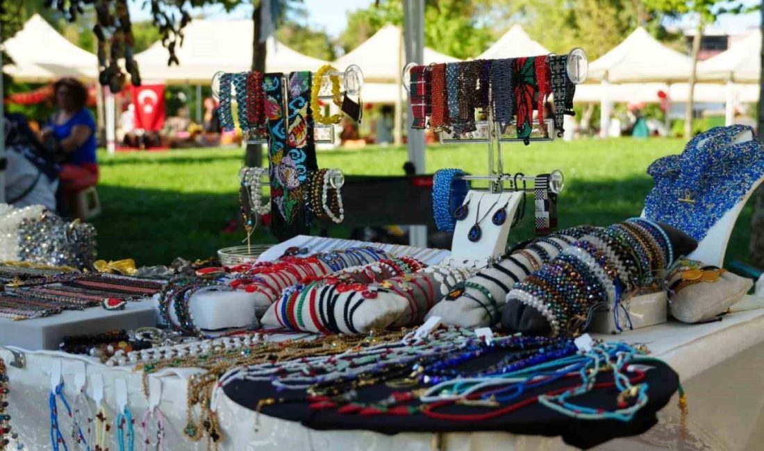 Düzce Belediyesi ile Kent Konseyi Kadın Meclisi’nin ortaklaşa düzenlediği “Düzce