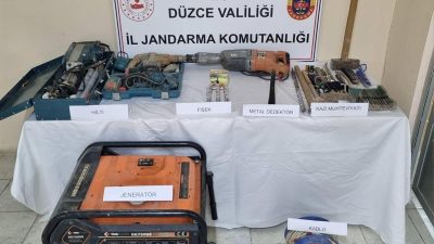 Düzce’de Kaçakçılık ve Organize Suçlarla Mücadele ekipleri tarafından yapılan çalışmada