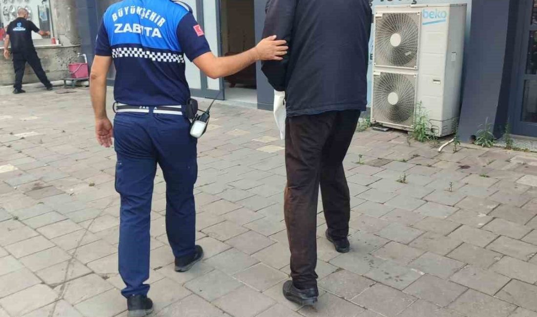 Evsiz vatandaşa kucak açtılar Kocaeli Büyükşehir Belediyesi, sıcak bir yuvaya hasret kalan vatandaşların ihtiyacını
