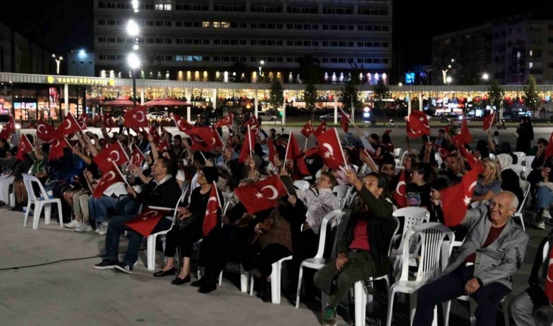 Fettah Can sevenleriyle buluşacak Kocaeli’de büyük zaferin kutlanacağı 30 Ağustos Cumartesi akşamı sevilen sanatçı