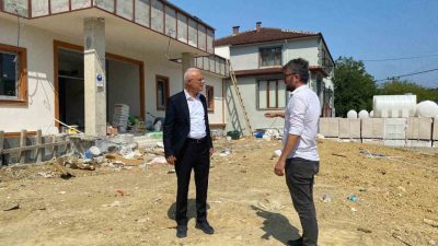 Düzce Gençlik ve Spor İl Müdürü Zekeriya Arslantürk, Akçakoca’da yapımı