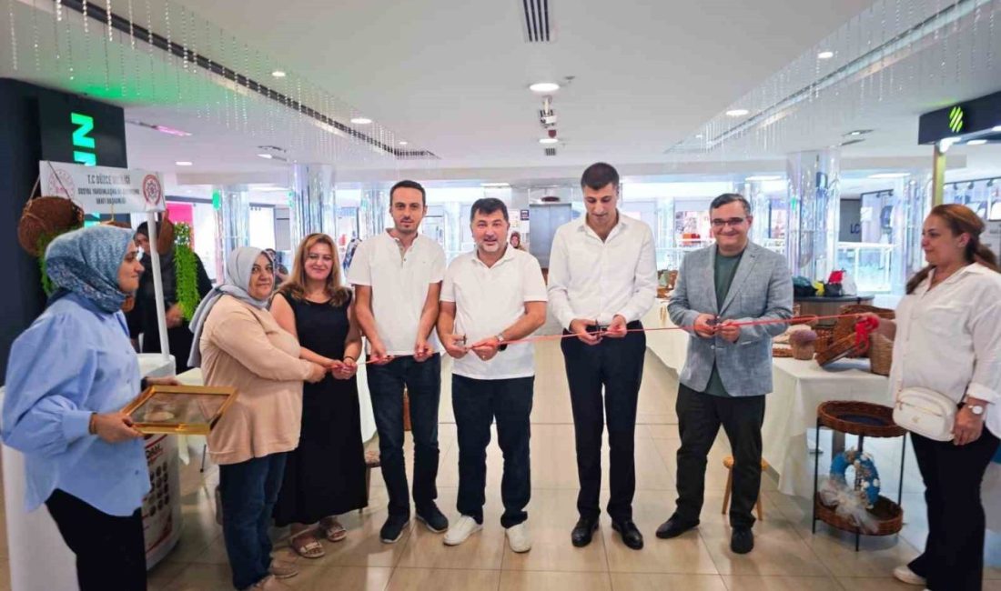 Düzce Sosyal Yardımlaşma ve Dayanışma Vakfı’nda bulunan kursiyerler geri dönüşüm
