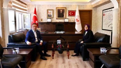 Bilecik Valisi Faik Oktay Sözer, Gölpazarı Kaymakam Feyza Nur Kılıç’ı