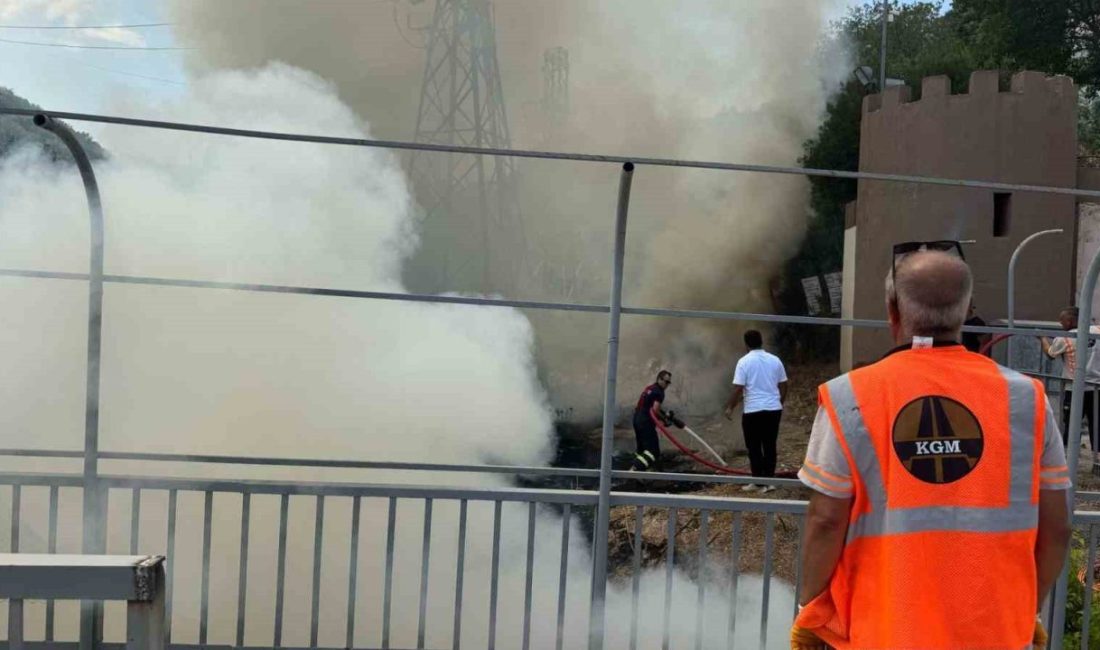 Hamsu köprüsünün yıkım çalışmaları sırasında yangın çıktı Bilecik’te şehir içi ulaşımda önemli bir noktada olan Hamsu köprüsünü