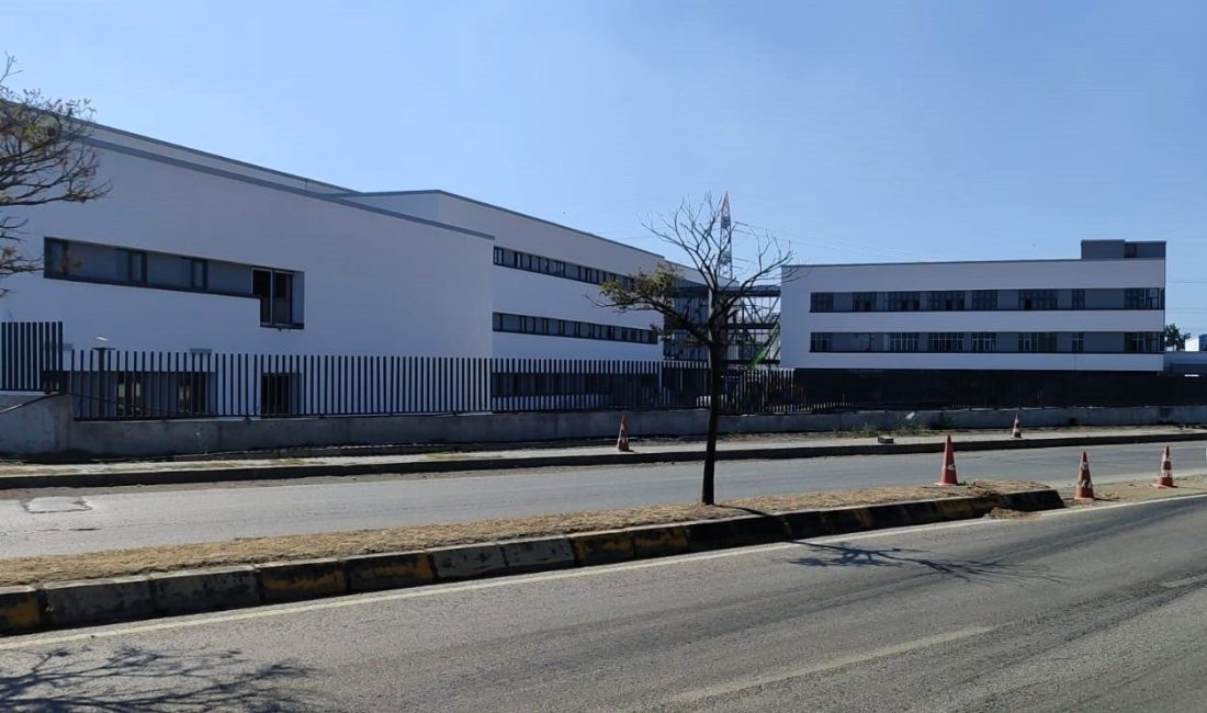 Hendek MYO’nun yeni binası yüzde 95 tamamlandı SUBÜ Hendek MYO’nun 2. OSB’de inşa edilen yeni binası yüzde