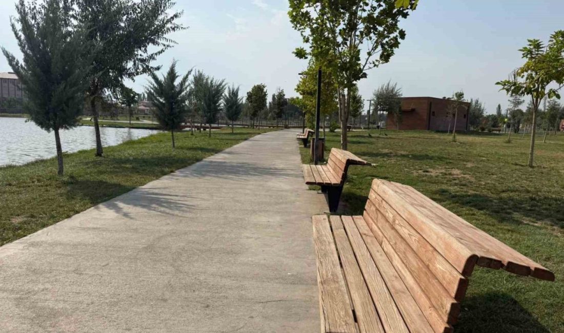 Iğdır’da hava sıcaklıkları 39 dereceye ulaşırken, hissedilen sıcaklık 41 dereceyi