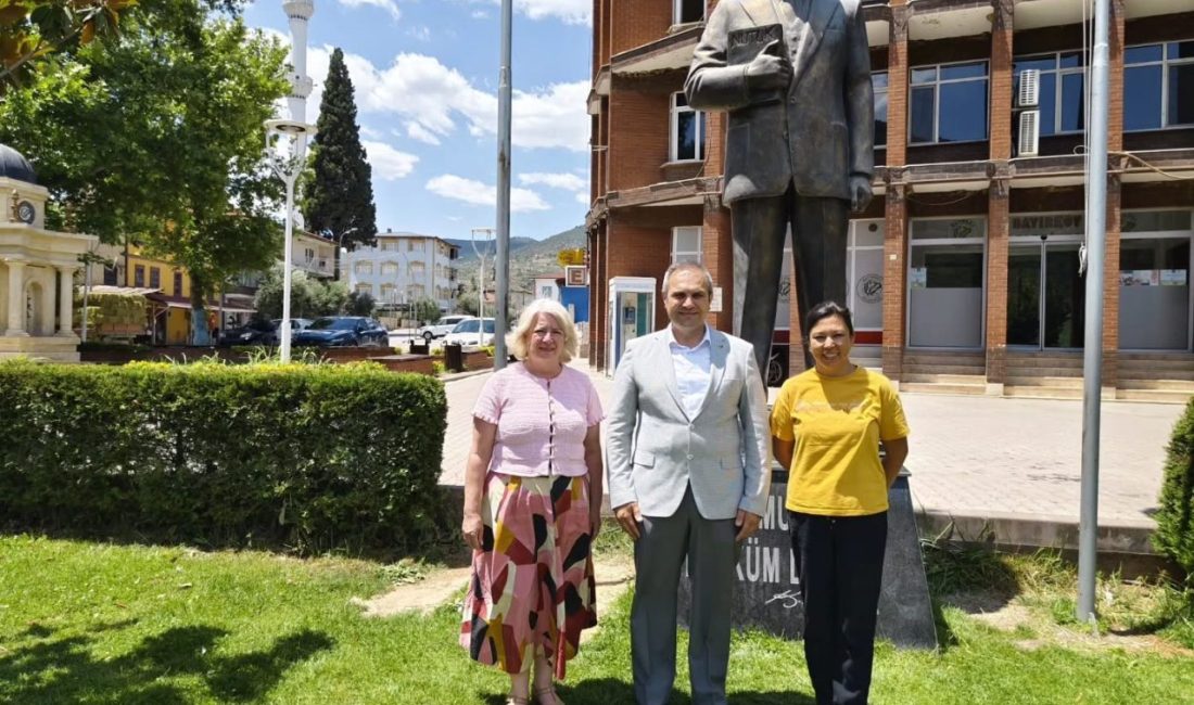 Eskişehir Büyükşehir Belediyesi Park ve Bahçeler Müdürlüğü yetkilileri, Bayırköy Belediye