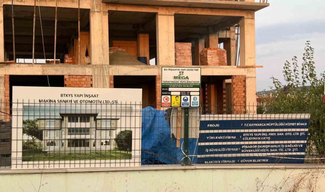 Sakarya’nın Kaynarca ilçesinde inşaat halindeki binanın 3. katından düşerek ağır