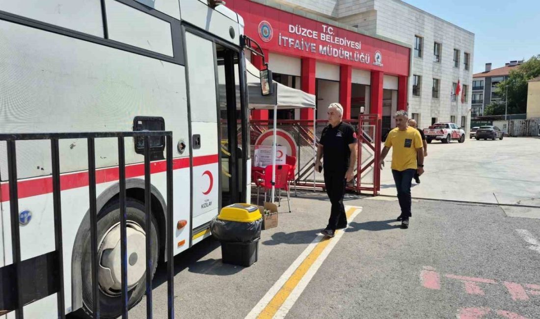 Düzce(İHA) – İnsanların en çaresiz zamanlarında yanlarında olan itfaiyeciler, son