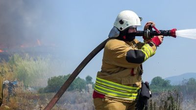 Düzce (İHA) – Düzce Belediyesi İtfaiye Müdürlüğü’nden yapılan uyarıda anız