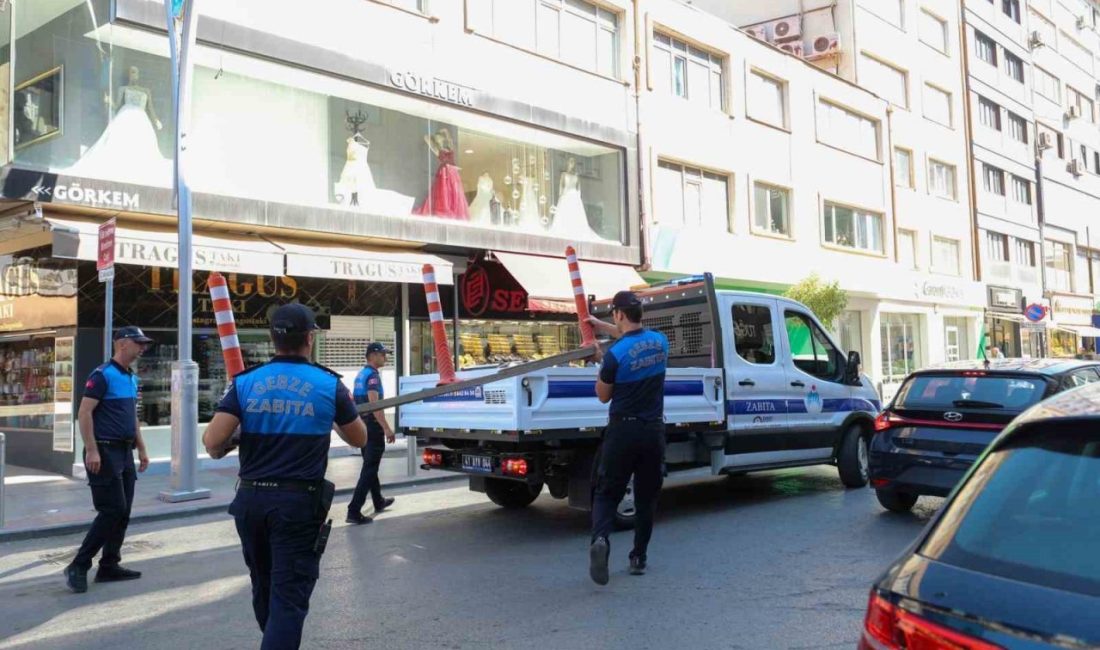 Kaldırım işgallerine zabıta müdahalesi Gebze’de yayaların geçişini engelleyen kaldırım işgallerine yönelik zabıta ekiplerince denetim