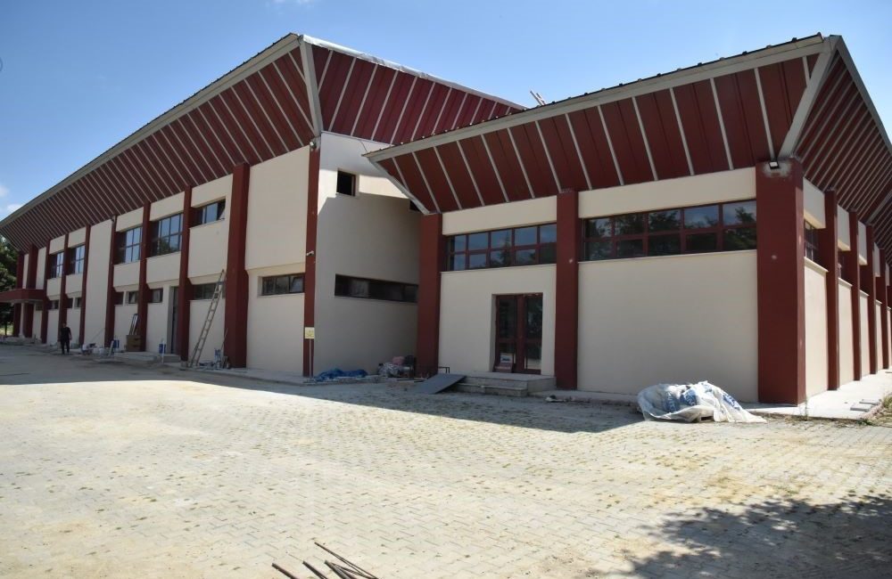Kastamonu Üniversitesi, yeni akademik yıla yönelik hazırlıklarını aralıksız sürdürüyor. Bu