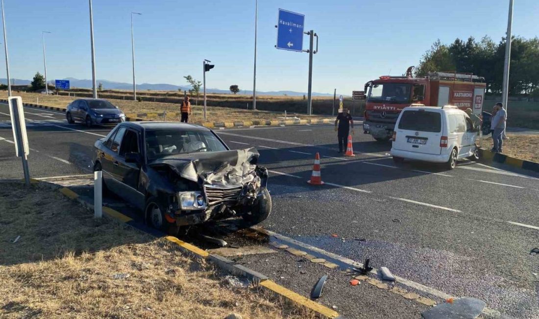 Kastamonu’da hafif ticari araç ile otomobil çarpıştı: 2 yaralı Kastamonu’da hafif ticari araç ile otomobilin çarpışması neticesinde meydana gelen