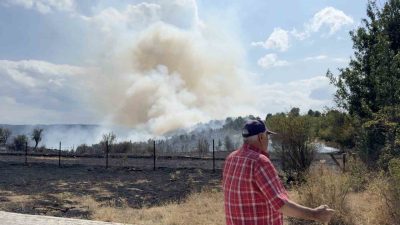 Kastamonu’nun Hanönü ilçesinde çıkan orman yangını ekiplerin müdahalesiyle kısmen kontrol