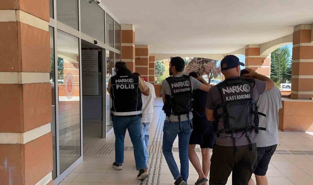 Kastamonu’da uyuşturucu operasyonu: 2 tutuklama Kastamonu’da polis ekipleri tarafından düzenlenen uyuşturucu operasyonunda gözaltına alınan 3