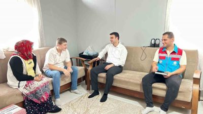 Osmaneli Kaymakamı Abdüssamed Kılıç, Camicedit Mahallesinde ikamet eden vatandaşları evlerinde