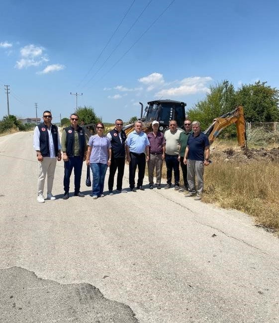 Kaymakam Öztürk, Kandilli Köyü’ndeki altyapı çalışmalarını yerinde inceledi Bilecik’in Bozüyük ilçesinde, Kandilli köyünde yürütülen altyapı çalışmaları kapsamında Bozüyük