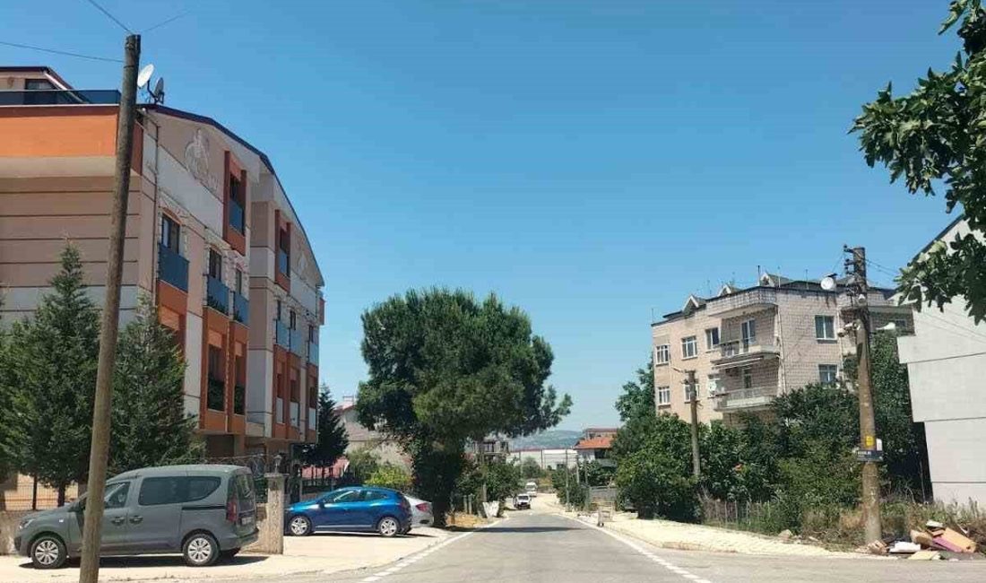 Kemalpaşa Caddesi yenilendi Kartepe ilçesi Ataevler Mahallesi’nde bulunan Kemalpaşa Caddesi’ni hem görsel hem