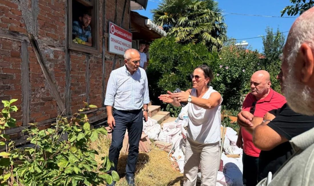 Koç Baba Cami manevi değerine yakışır halde onarılacak DÜZCE(İHA) – Düzce’nin Akçakoca ilçesinde bulunan ve yangın nedeniyle kullanılmaz
