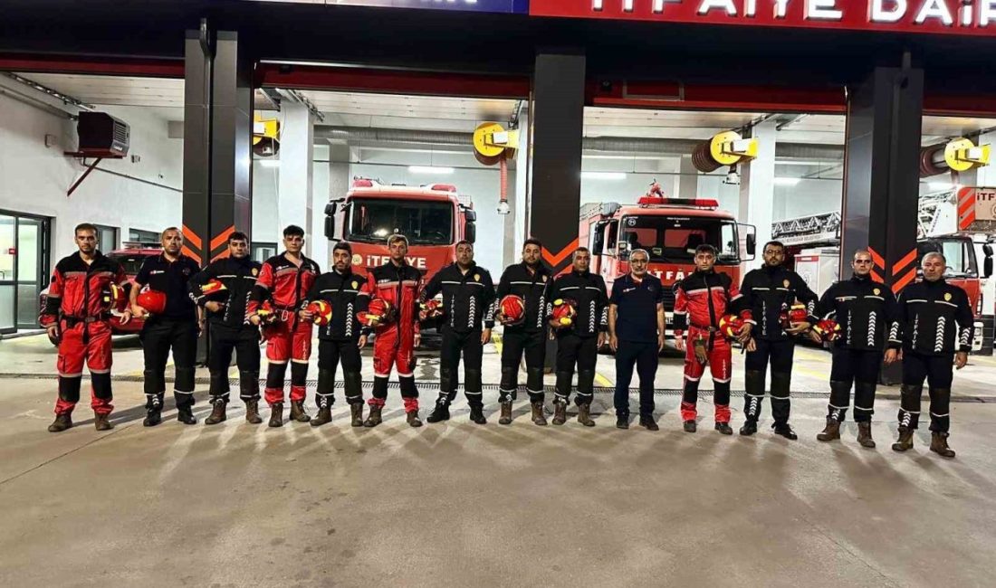 Kocaeli’den deprem bölgesine arama kurtarma ekibi Kocaeli Büyükşehir Belediyesi, 6.1 şiddetindeki depremle sarsılan Balıkesir’e anında 15