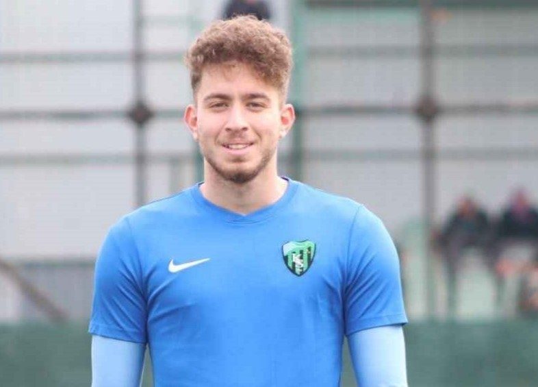 Kocaelispor, Ahmet Hasan Göcen ile yolları ayırdı Kocaelispor, alt yapısından yetişen 22 yaşındaki kaleci Ahmet Hasan Göcen