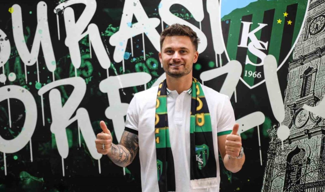Kocaelispor son olarak İtalya Serie A ekiplerinden Torino’da forma giyen