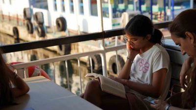 Kocaeli Büyükşehir Belediyesi’nin yaz boyunca her cumartesi günü düzenlediği “Körfez’de