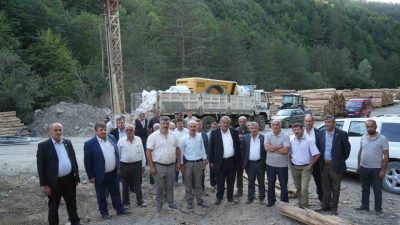 Kastamonu Belediyesi, Ilgaz Dağının eteklerinde yürütülen sondaj çalışmasına, bölgede yaşayan