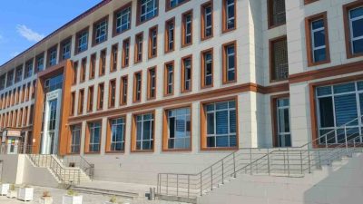 Balıkesir’in Marmara Adası açıklarında yatı parçalanmış halde bulunan kayıp iş