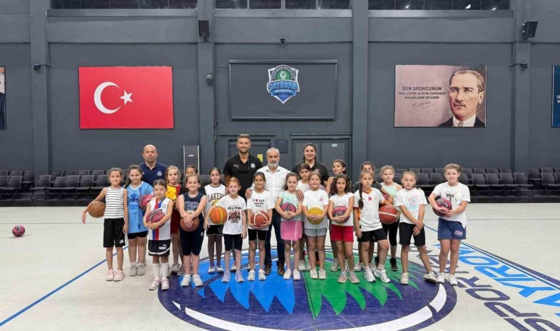 Minik devler hünerlerini sergiledi Çayırova Belediyesi Eğitim Spor Kulübü, geleceğin basketbolcularını tespit etmek için