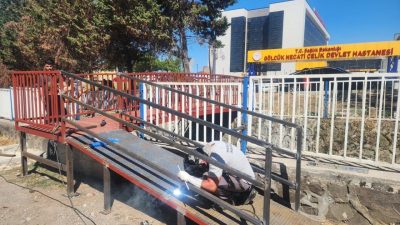 Gölcük Belediyesi ekipleri, Necati Çelik Devlet Hastanesi karşısındaki dere üzerine