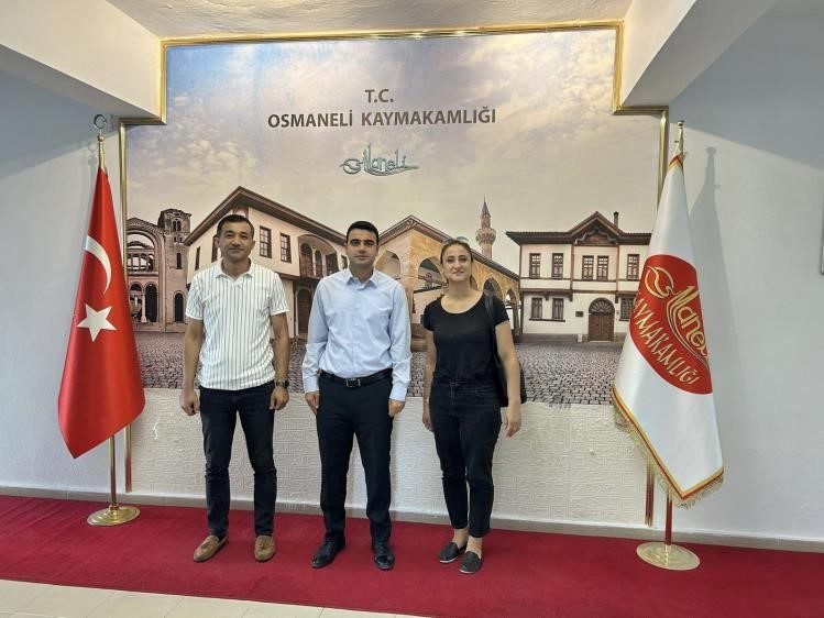 Osmaneli eğitim yöneticilerinden Kaymakam Kılıç’a veda ziyareti Bilecik’in Osmaneli ilçesinde görev yapan İlçe Milli Eğitim Şube Müdürü