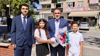 Bilecik Valisi Faik Oktay Sözer, Osmaneli Kaymakamı Abdüssamed Kılıç’a ve