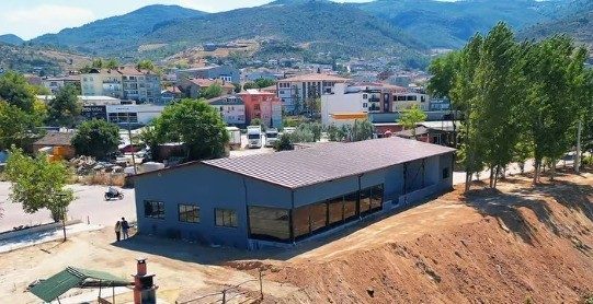 Osmaneli’ndeki “Sosyal Tesis” projesinde sona gelindi Bilecik’in Osmaneli ilçesinde kafe ve restoran olarak halkın hizmetine açılması