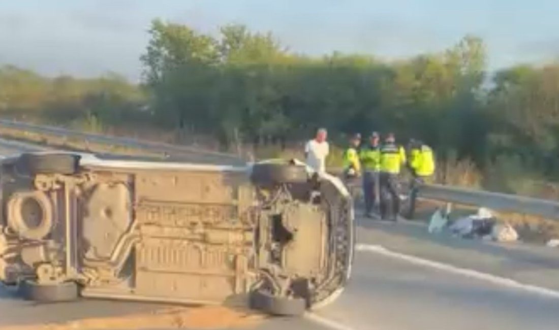 Anadolu Otoyolu Düzce geçişinde devrilen otomobilde 6 kişi yaralandı. Kaza