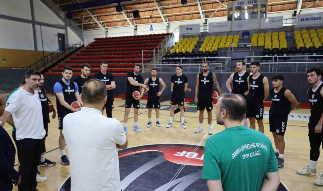 Sakarya’nın basketboldaki tek temsilcisi Büyükşehir Basketbol takımı 2025-2026 sezonu için
