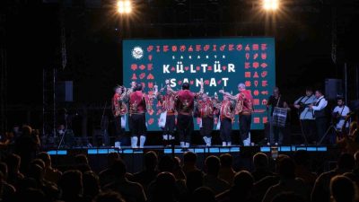 Sakarya Büyükşehir Belediye Başkanı Yusuf Alemdar, Sakarya Kültür Festivali’nin açılışında