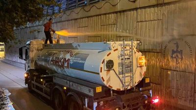 Kocaeli’de A Takımı, SEKA tünelinde hummalı temizlik yaparak sürücülere daha