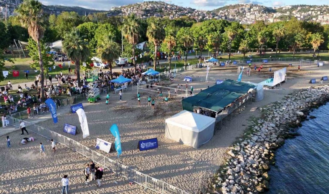 Sekapark’ta sporseverlerin sesi yankılanıyor Kocaeli Sekapark’ta düzenlenen ödüllü Plaj Şenlikleri, gençlerin enerjisine ve sporseverlerin