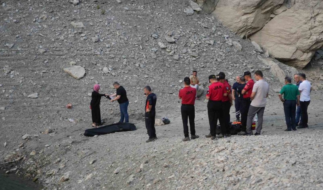 Serinlemek için baraj gölüne giren çocuk boğuldu Kastamonu’da bir çocuk serinlemek için girdiği baraj gölünde boğuldu. Olay,