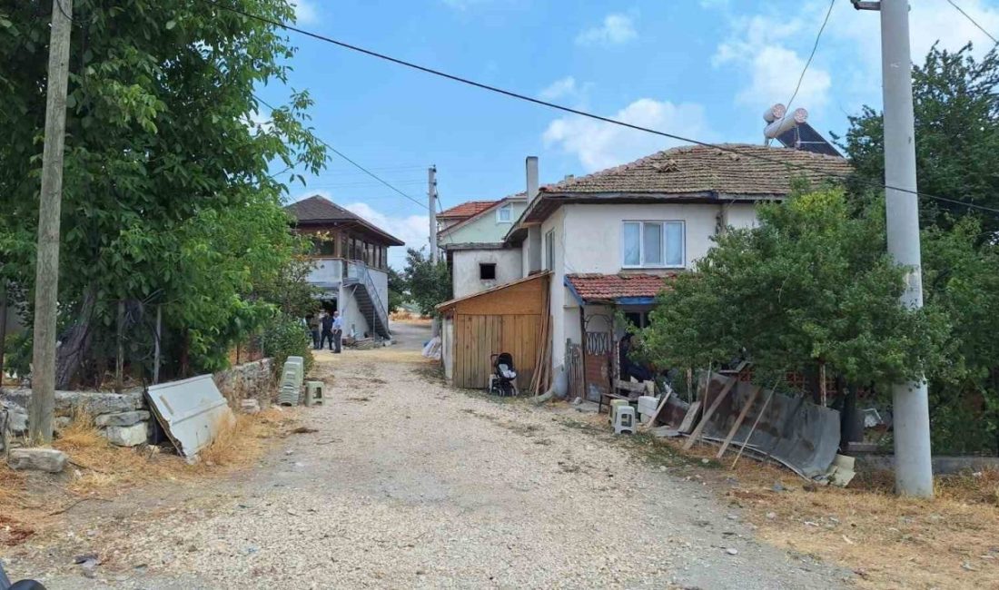 Süt sağarken elektrik akımına kapılan kadın hayatını kaybetti Bolu’nun Göynük ilçesinde ineklerini sağdığı sırada sağım makinesinden elektrik akımına