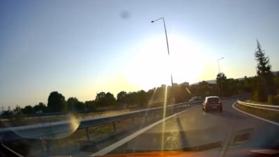 Bolu’da TEM Otoyolu Batı gişeleri çıkışında geri geri gelen bir