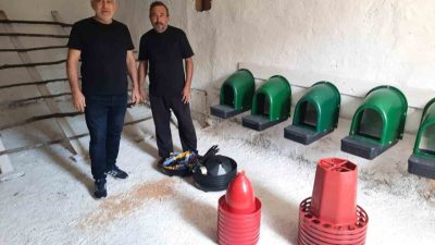 Kocaeli Büyükşehir Belediyesi, “Doğal Salma Yumurta Tavukçuluğu Projesi” kapsamında çiftçilere