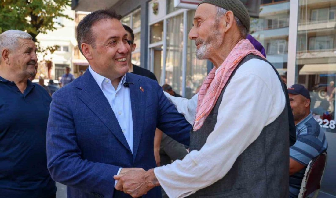 Vali Sözer, esnafın nabzını Gölpazarı’nda tuttu Bilecik Valisi Faik Oktay Sözer, Gölpazarı’nda ilçe çarşısını ziyaret ederek,