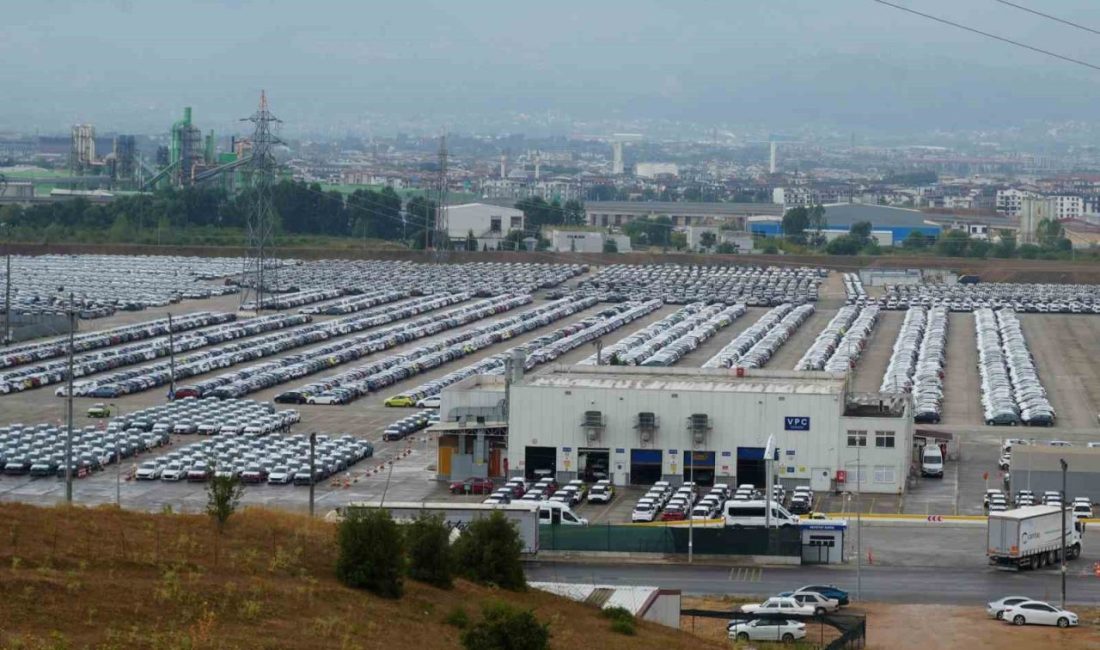 Kocaeli’de Hyundai’nin, araçlarını doludan korumak için ses bombası kullanarak yağmur