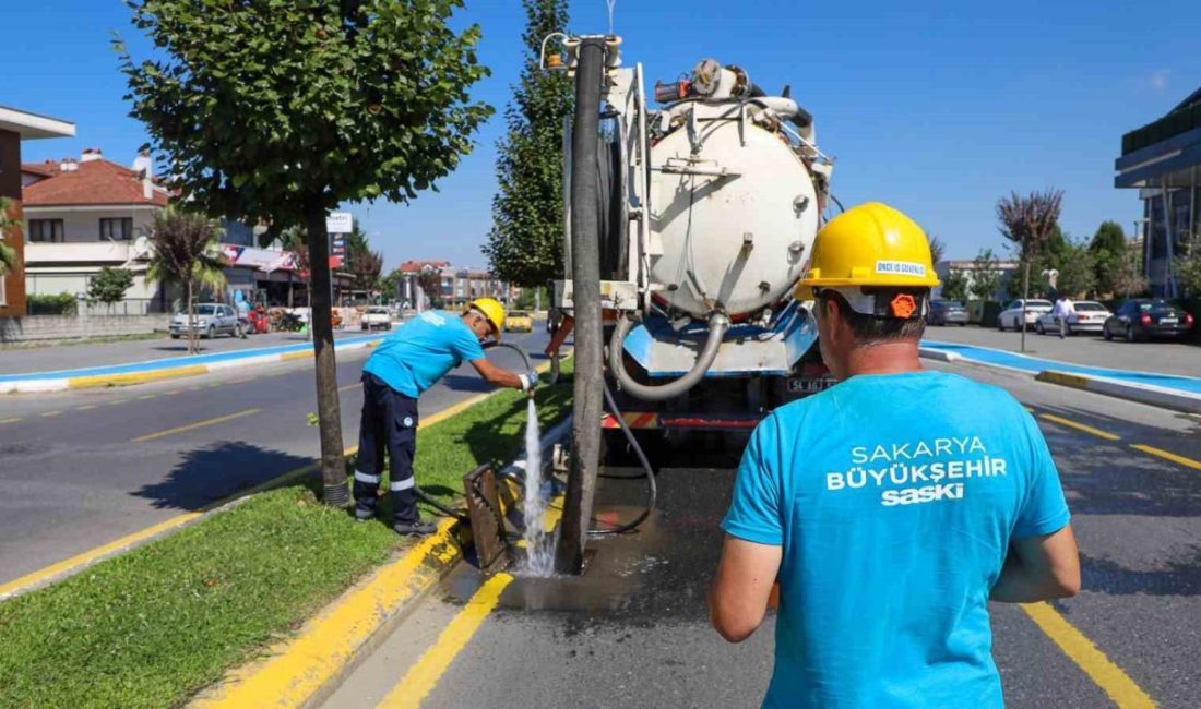 Yağmur suyu hatları temizleniyor SASKİ, şehir genelinde sürdürdüğü altyapı temizlik çalışmaları ile yağmur suyu